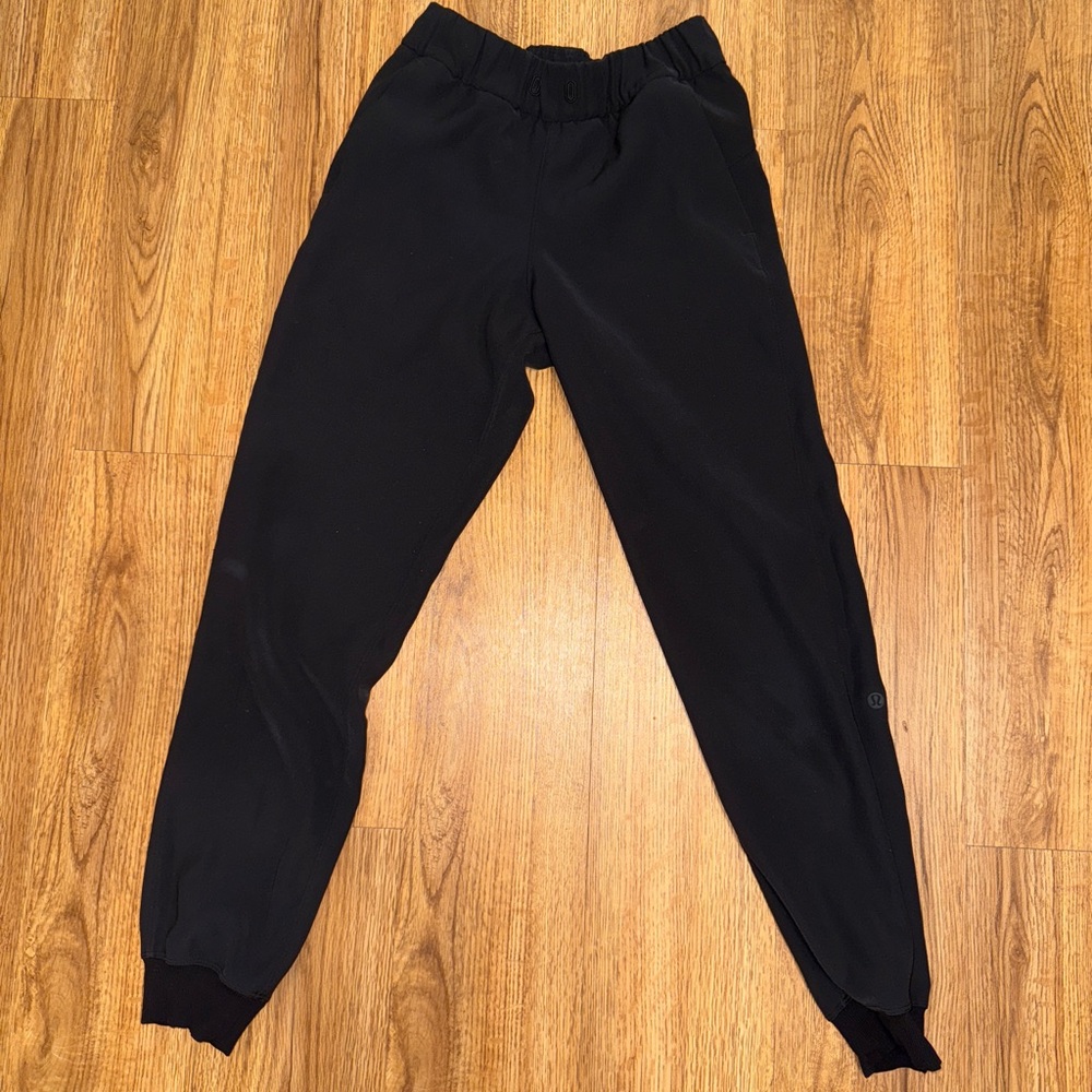 Lululemon Women’s Joggers